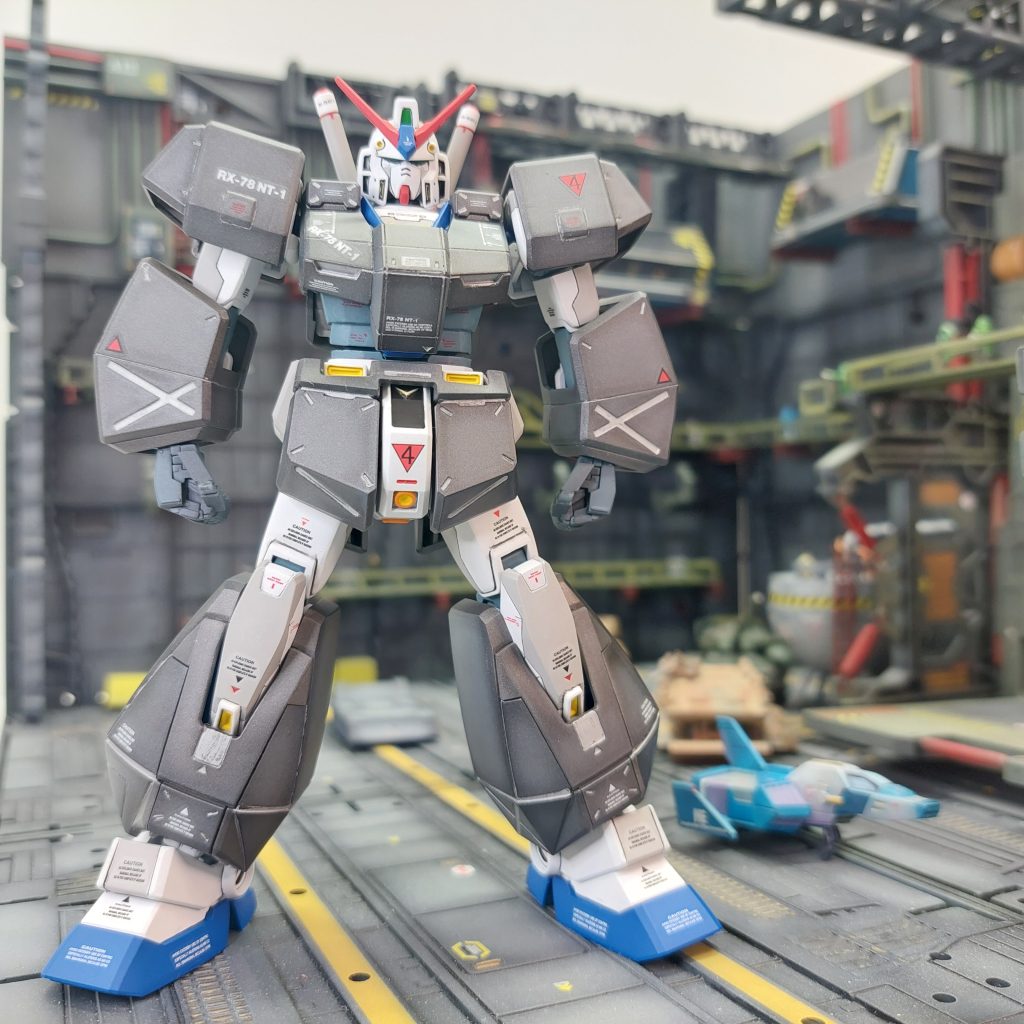 チョバムアーマーもしっかり装着!HGアレックスが好物な方なら気付いてる人も居るのかな?全体的にプロポーションが変化してます❗