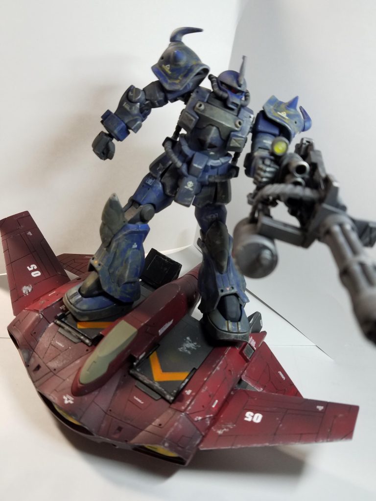 以前作成したグフカスタムと撮影♪