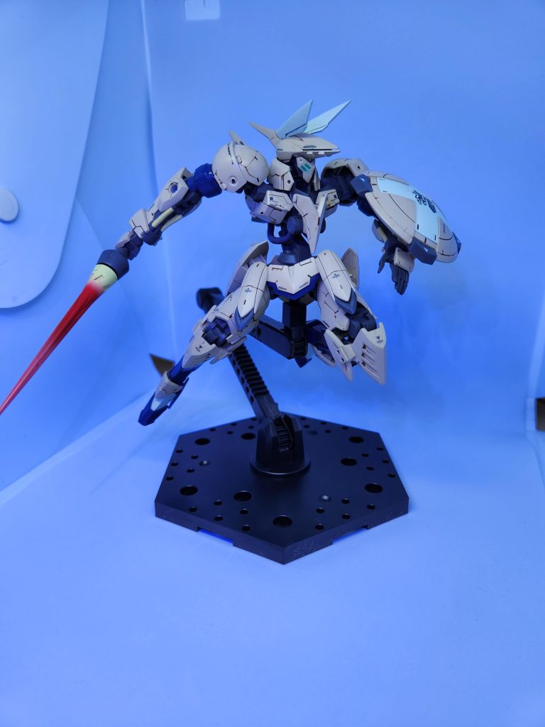 箱絵のポージングしてみましたが、なんか違うなぁ...ポージングはまだまだ勉強不足ですねー！