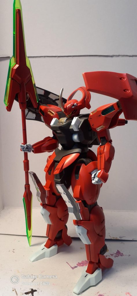 使ったガンダムマーカーは、メッキシルバー、ホワイトゴールド、ガンダムブラックだけです。