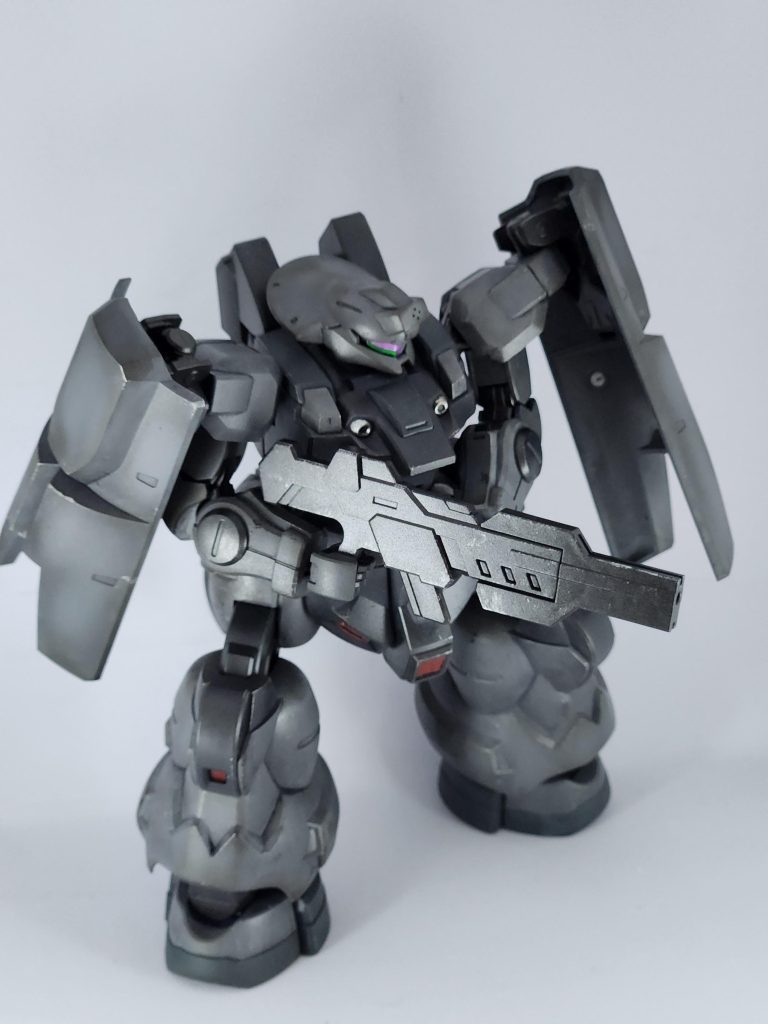 待機ポーズ。待機している姿が様になります。モブ感が堪りません(笑)