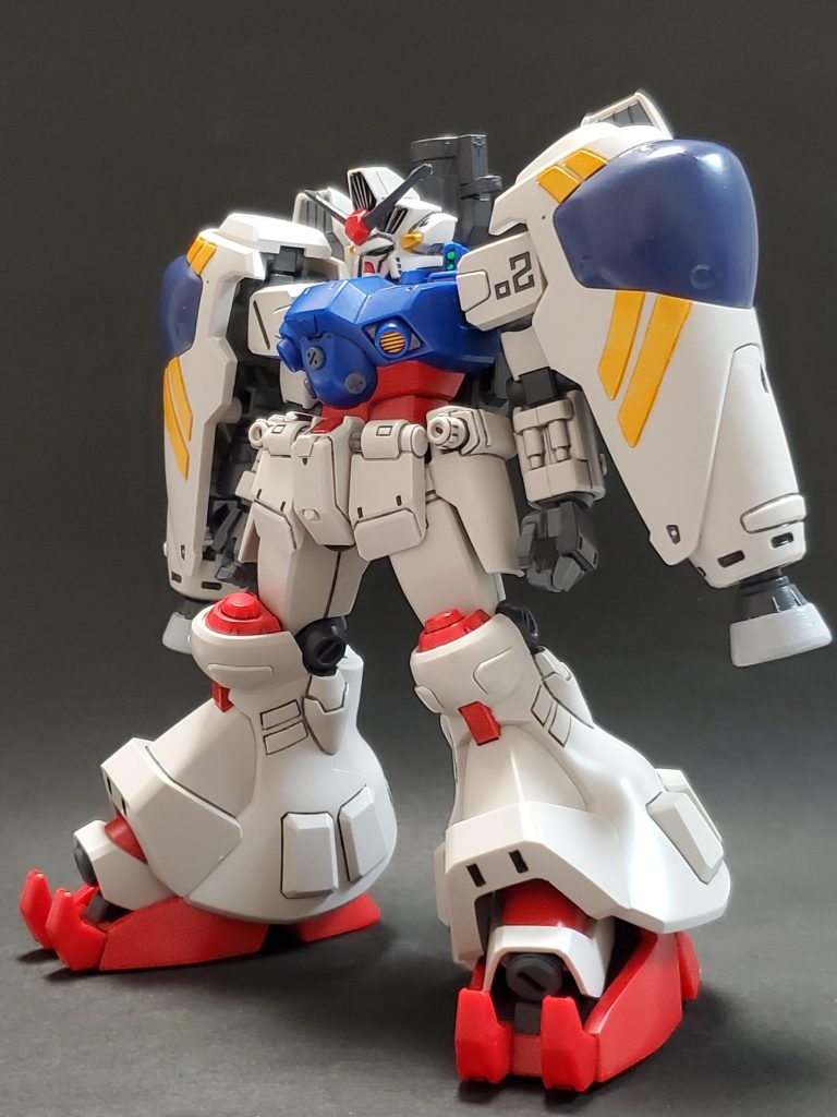 再仕上げ前のガンダム試作2号機~✴️これまで35作品目と前回の46作品目にチラリと登場したガンダム試作2号機❕何年か前に作った機体で部分塗装のみでしたが、今回人前に出るという事で仕上げ直しを行いました~👍✨