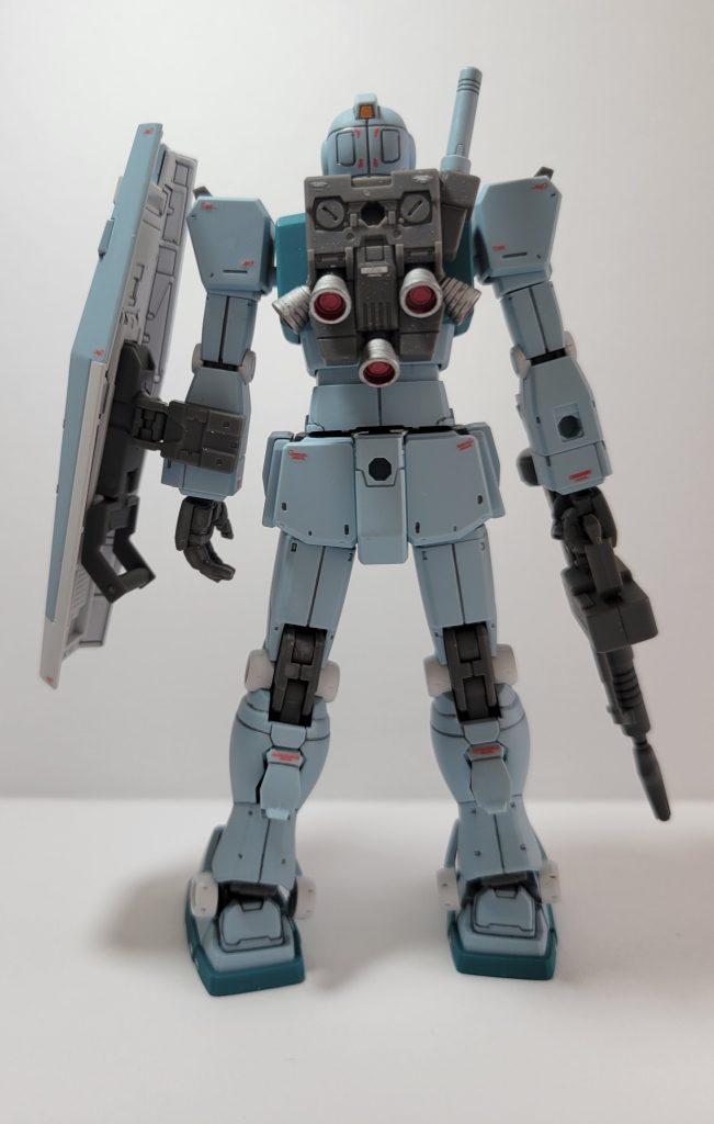 一部塗装は、バーニアを水性アクリジョンのステンレス、メタリックレッド筆塗りですが、ステンレスはコンパウンドで磨いたほうが良かったような気がしますが、バックショットは手抜きが多いので……