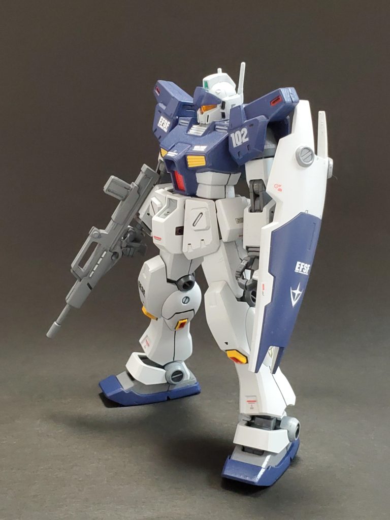 35作品目ジム・カスタム高機動型制作の際に生まれたノーマルタイプのジム・カスタム(グレイファントム隊仕様)です🤩基本的には設定画像に沿ったカラーリングで仕上げてます🎵