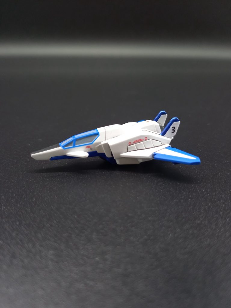 3号機…2号機と同じく編隊の中間を担い、縦列時は真ん中になる為、編隊の綺麗さを保つ重要なポジション✨️