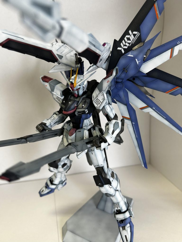 MG  フリーダムガンダム2.0–5枚目/制作者：リディ