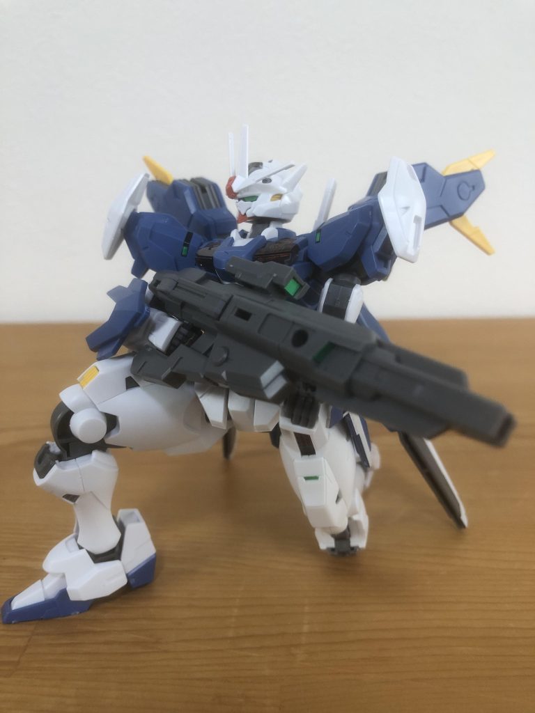 ティザービジュアルのポーズっぽく。