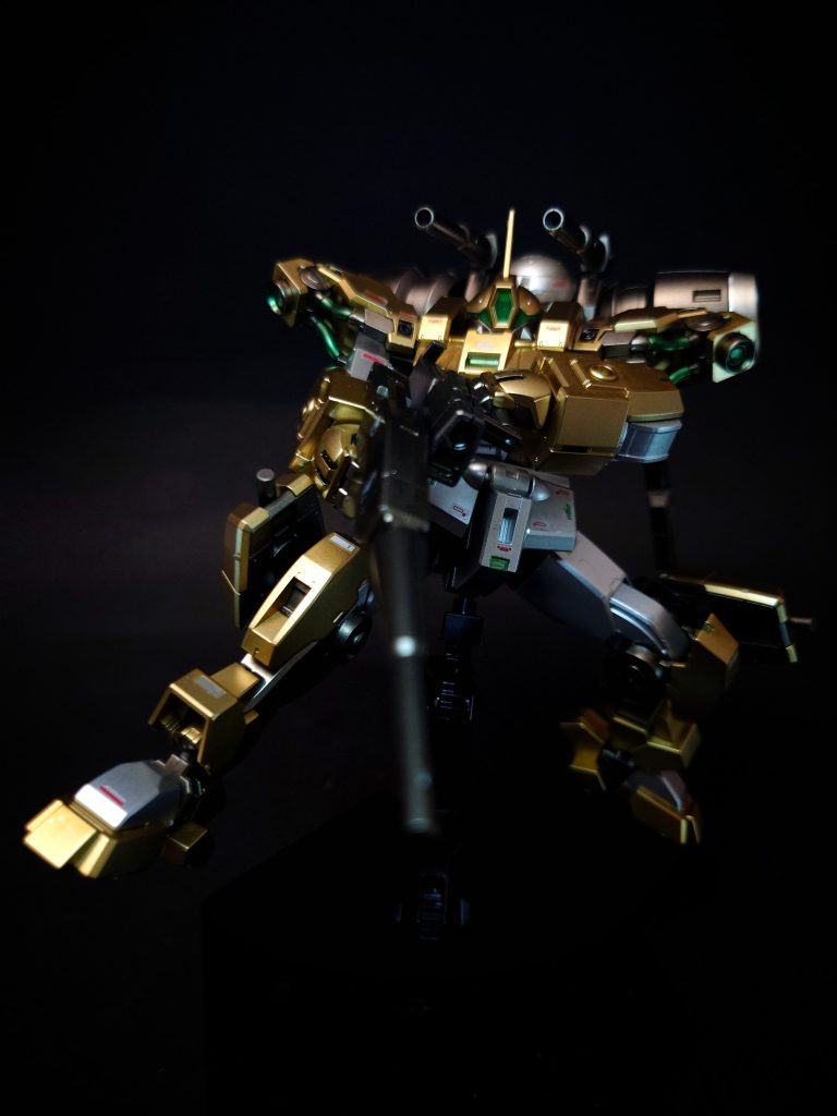 ビームキャノンバオリパックに2門装備されたビーム砲。肩越しや脇下など様々な射撃姿勢に対応可能。