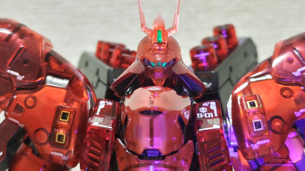 モノアイは勿論光ります