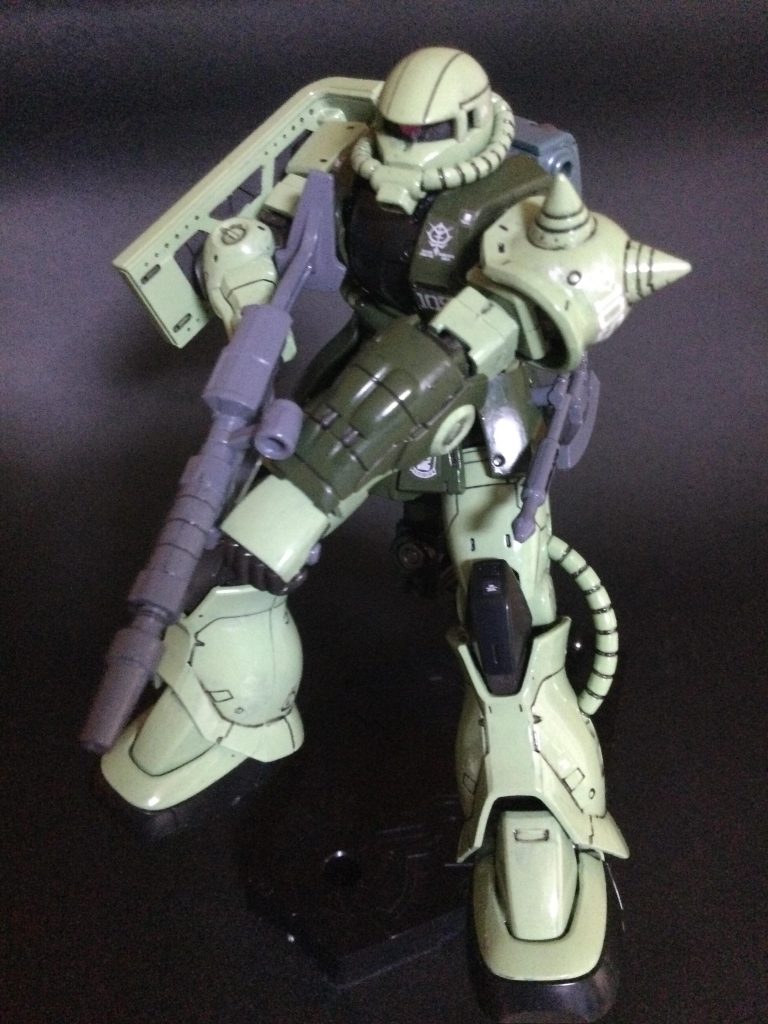 HGは前に作ったRGデスティニーと違ってがっちりと決まってポーズが撮りやすかったですね。