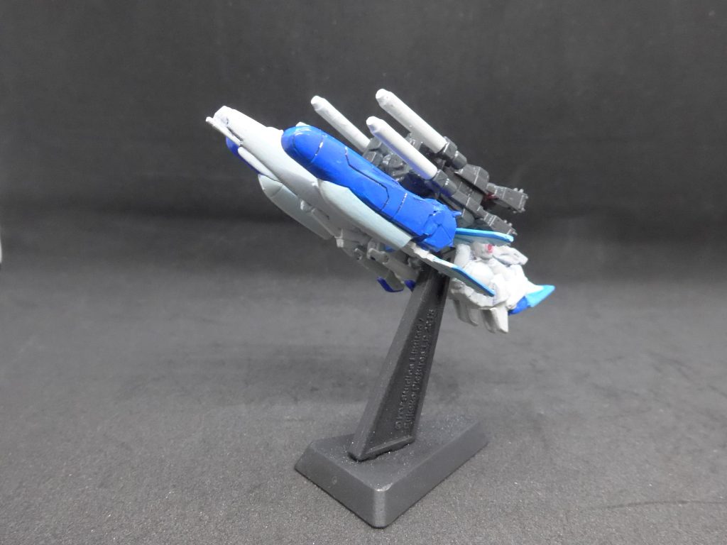 「そんなこと言うけど最初の写真にスマートガンついてるやん!」まったくその通りです。ほんとなら2枚目の写真の感じで投稿となるはずだったんです。塗装を始めたころに過去投稿作のZ-Plus BstのConvergeにスマートガンが付属していて、ディフォルメされているものの、クルーザーの下につけるにはさほど気にならないし、ないよりは格好いいかなと思いまして、拝借することにしました。