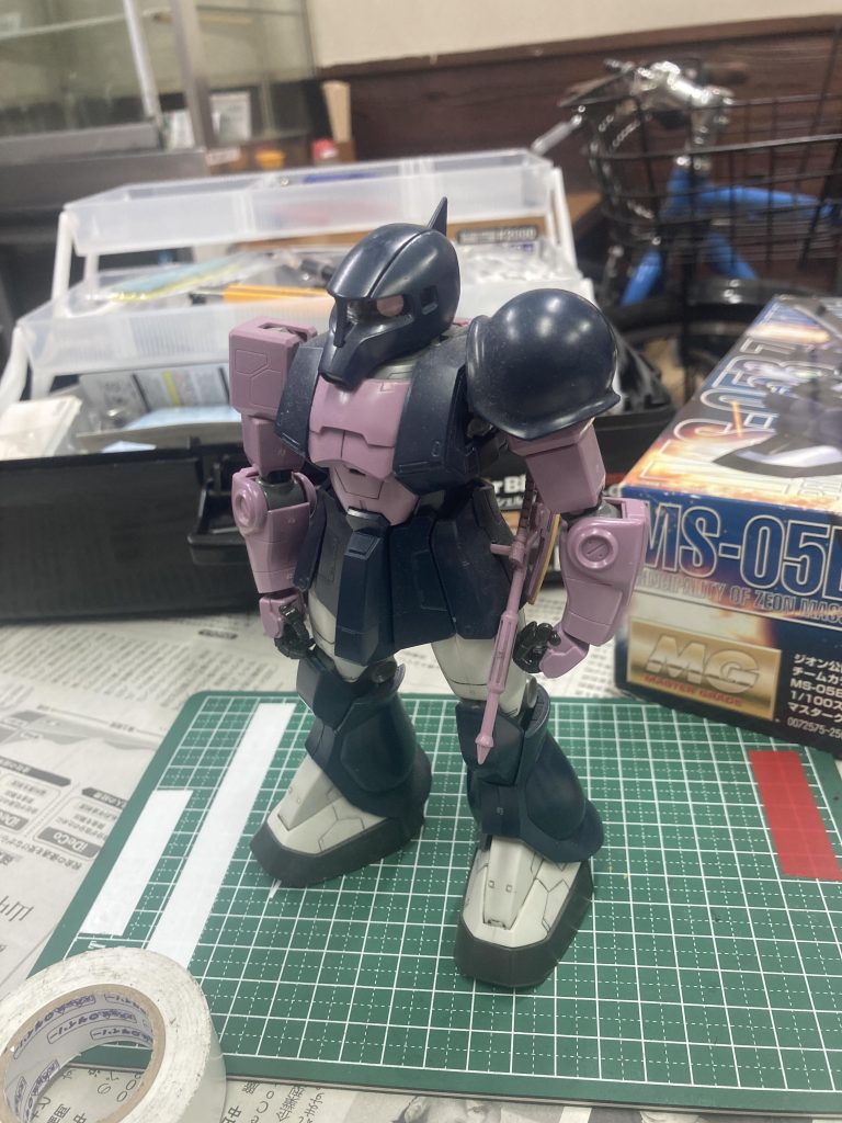 いただきものですが、丁寧に塗装させていただきます！