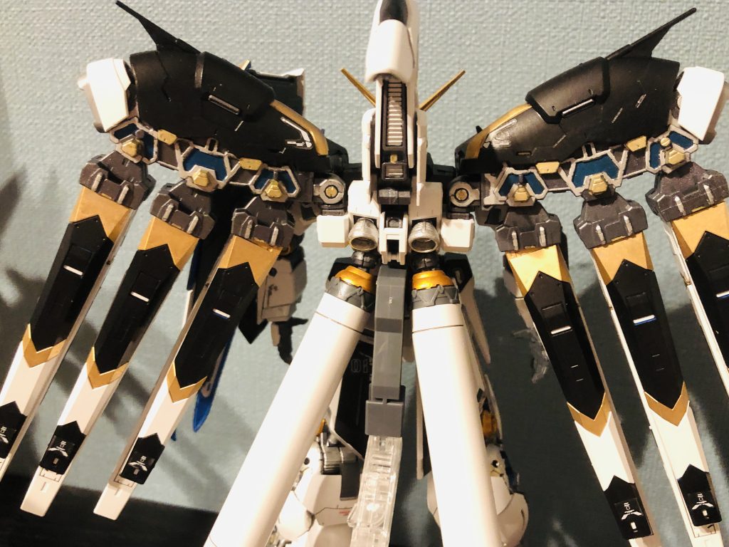 Hi-νガンダム–3枚目/制作者：nextnew