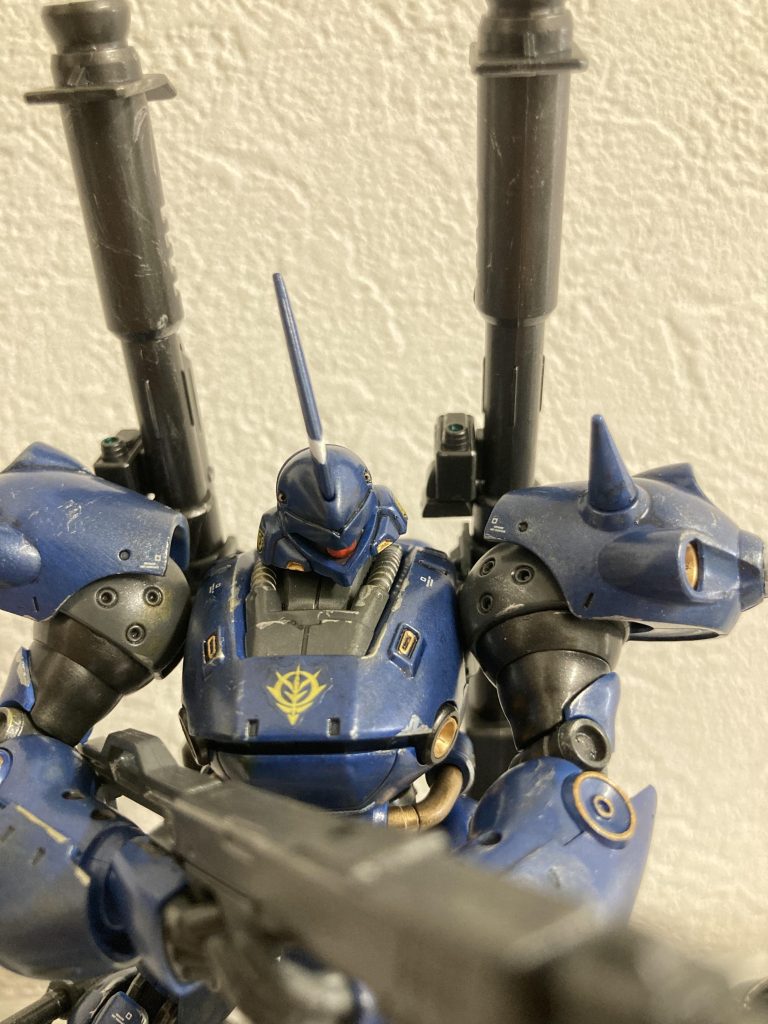 モノアイは付属シールではなく別パーツ貼り付け