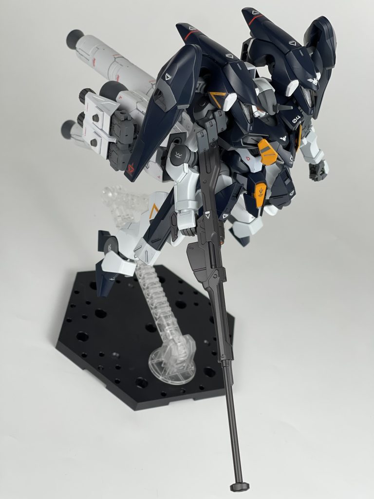GUNDを使用しない機体であるため一般エースパイロットでも使える（エランくんも死なないで済む）というかたちで構築をしましたがこのイキリロケットはどっちにしろ加速で死ぬかもですね…データストーム負荷で死ぬかGで死ぬかの違いでしかないのかもしれない…