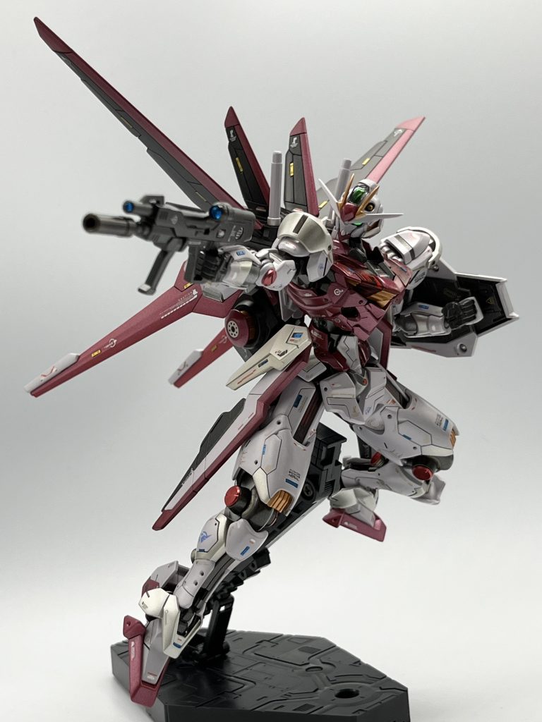 お約束のSEEDポーズショット