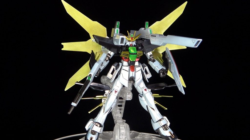 リフレクターはクリアゴールドの上に蛍光イエローを塗装してます。