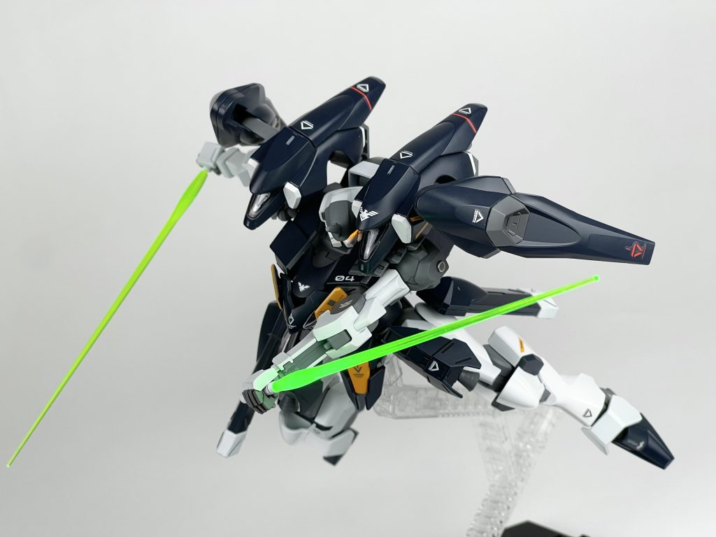 超お気に入りショットです蛍光グリーンがブラックライト発光して手元に照り返してるのにご注目