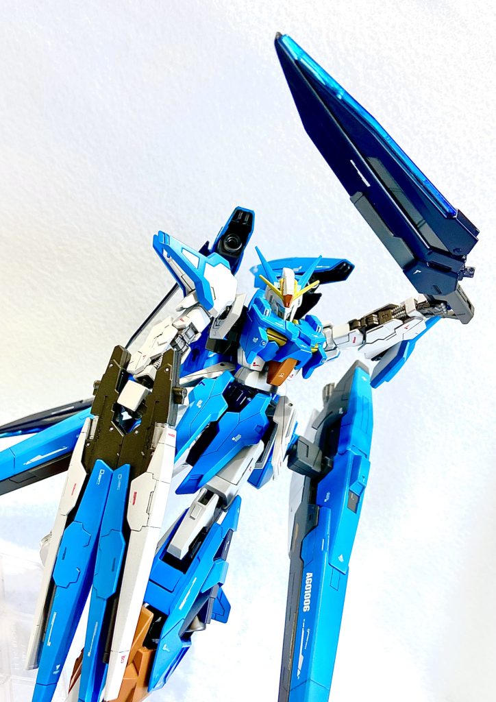 2丁のライフルに合うように2刀のバスターソードも装備。ハルートから移植するだけですがバランス良く満足です。