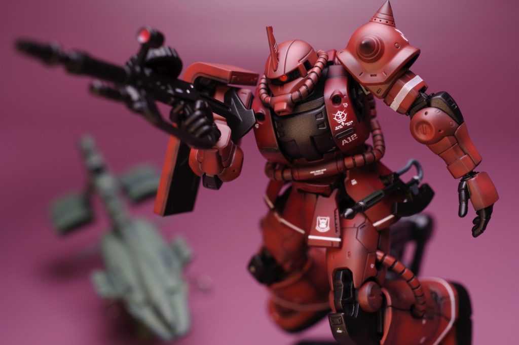 ポーズ１箱絵っぽいポーズ。