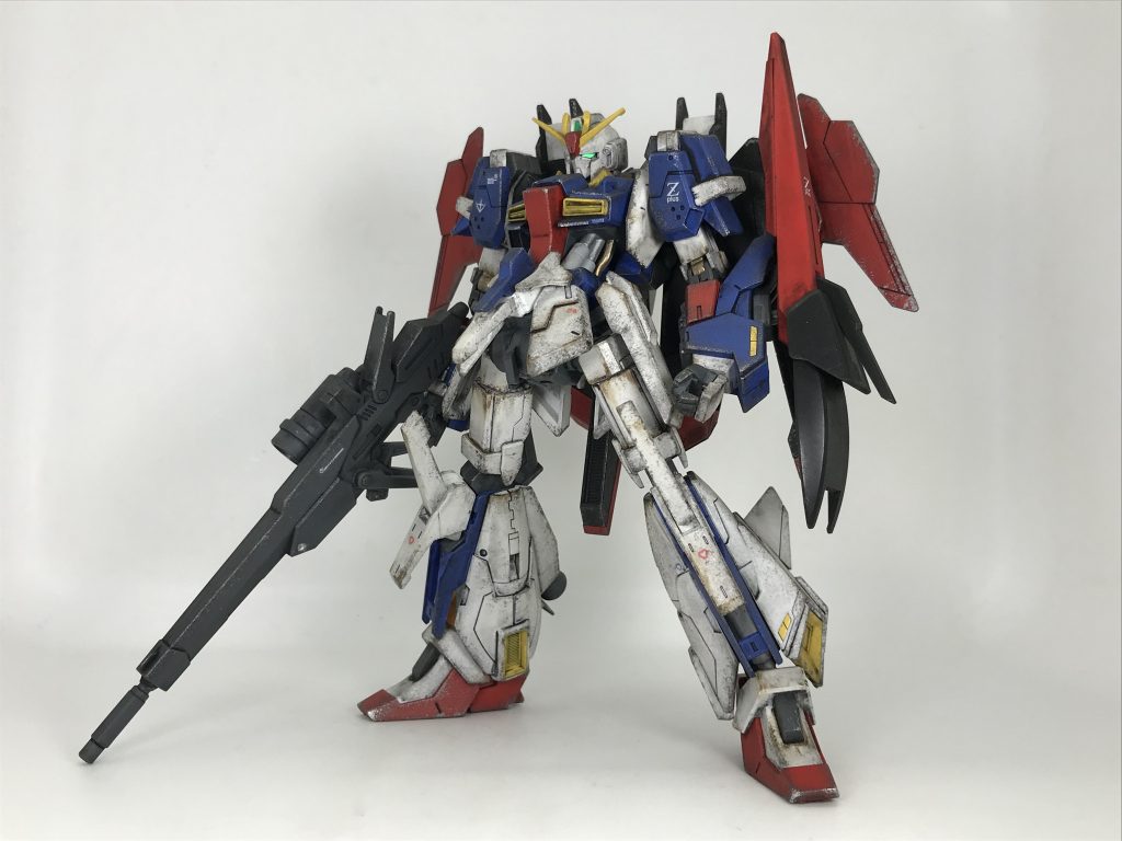 ライフル装備ガンプラを新たな趣味にしたころ、友人(女性)の勧めで00を視聴して…ひさびさにガンダムにハマりその後…イグルー、W、X、SEED、ユニコーン、ビルドファイターズ、AGE、鉄血、サンダーボルト?をガンプラ作りながら視聴しました🙄(ながら見なのでストーリー覚えてないのもあり…)レコンギスタとビルドダイバーズは最初少し観て挫折…ターンAは契約しているサブスクになかったので未だに見れてません😨