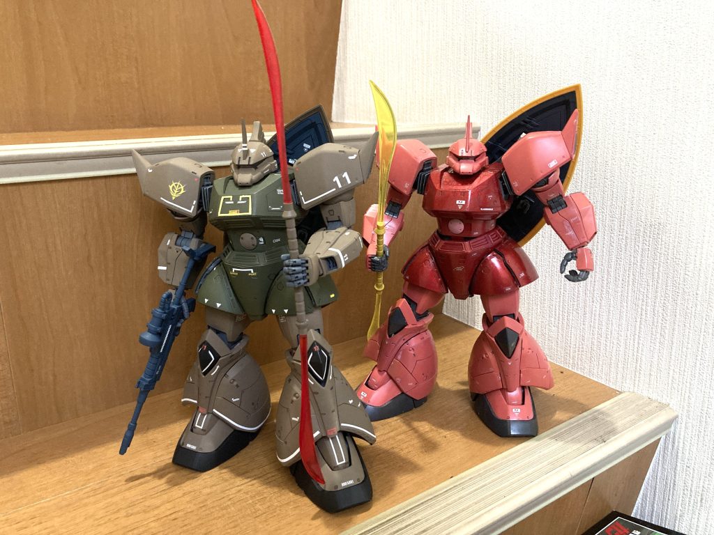 右は10年くらい前に作ったやつ。同じ素材でだいぶ印象が変わります♪