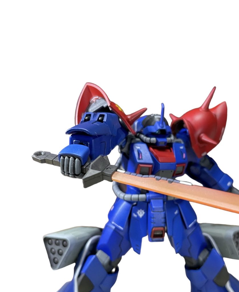 ちなみに今回もサフレスで、下地にシルバー→本体色→艶消しとゆう工程でやってみたのでビミョーに本体がギラついてる感じになりました😌思ったよりも鮮やかに発色してくれたやってみて良かったです👍