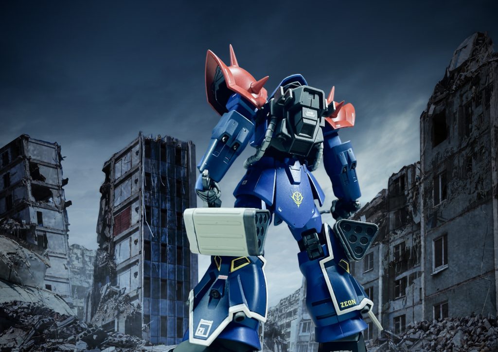 なんか、エモい一枚で笑久しぶりにジオンのMSを作りましたが、やはりイフリート改はカッコ良い!またジオン系列のMSを作りたいところですが、積みプラにブルーがあるので、次はやはりブルーを作ろうかなと思います😏ではでは、最後までご覧いただきありがとうございました😊