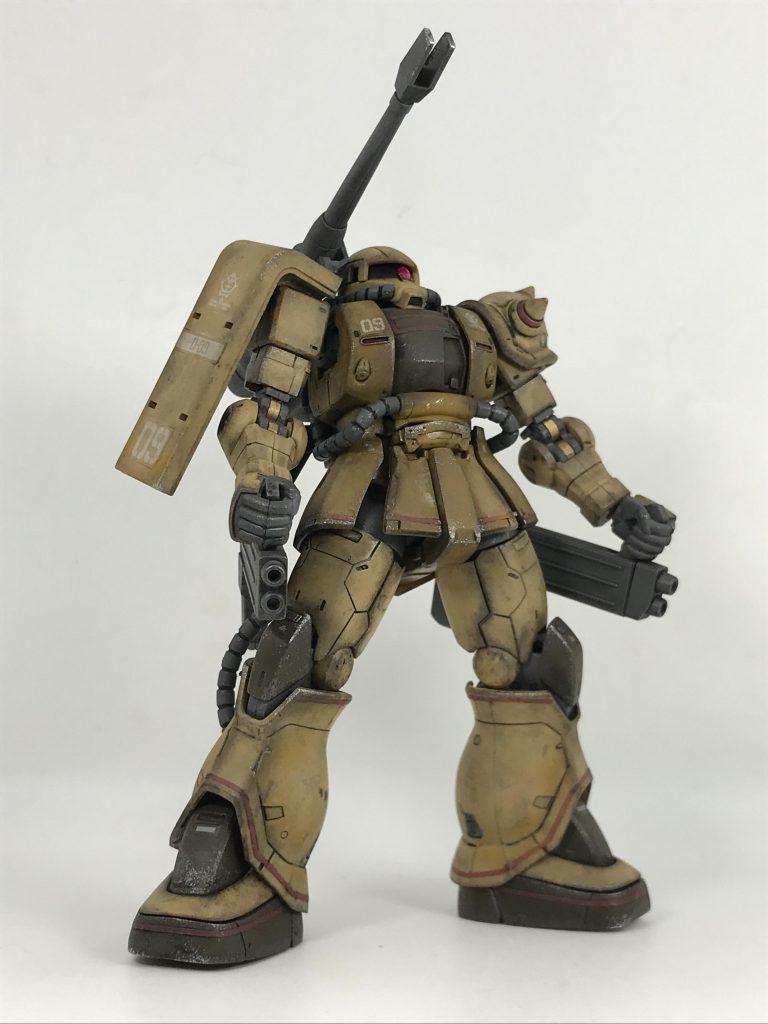 私(変態紳士)、嫁(暗黒大将軍)、りんご(愛犬)、デメ吉(金魚)、ぶータン(ハエ)の家族5人大泣きしました…特に金魚のデメ吉は、泣きすぎて水槽の中で自分の涙で溺れてしまうほど泣いていたようです…