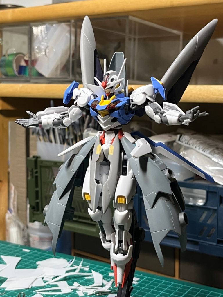 制作工程も少し。ミキシング案を考えつつ、なぜか最初からバエルポーズを取らせる前提で作っていました。