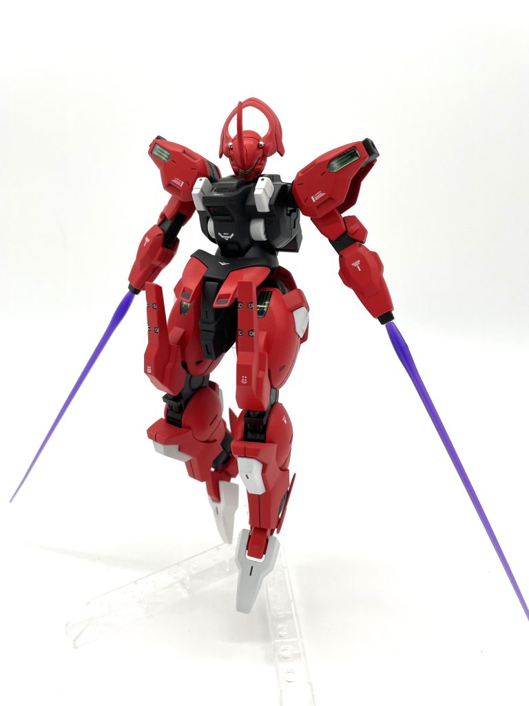 丁度これが完成した次の日の水星の魔女(20話)で、ダリルバルデが大破してしまったので正直複雑な気持ちでした…。でもグエルを逃した上で勝負を制す姿は正しく名機。凄まじい活躍でした。水星のモビルスーツだと今のところ一番好きな機体です。