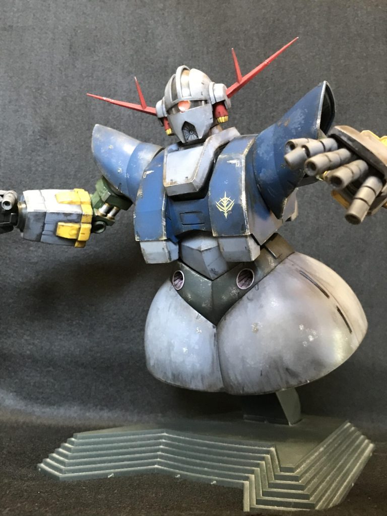 型式番号 MSN-02操縦者はシャア・アズナブル