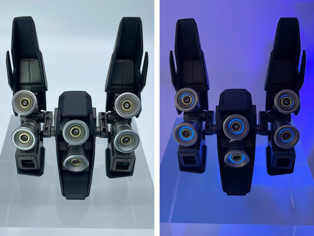 グリモアレッドベレーで使用したエナメル塗料の蛍光シルバーをスミ入れの要領で流して部分的にビコーン。