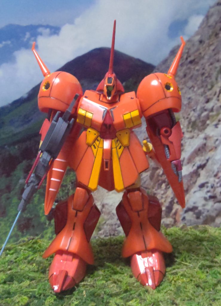 全身ショット汚しやブラッシングまだです基本綺麗な方が好きなんで本当は汚したくないんですよね😂ディティールアップよりアニメ感出せたらいいなと思うので多勢に無勢な感じ多数派に少数派はイヤイヤ従う的なの嫌なんで✋(⌒-⌒; )