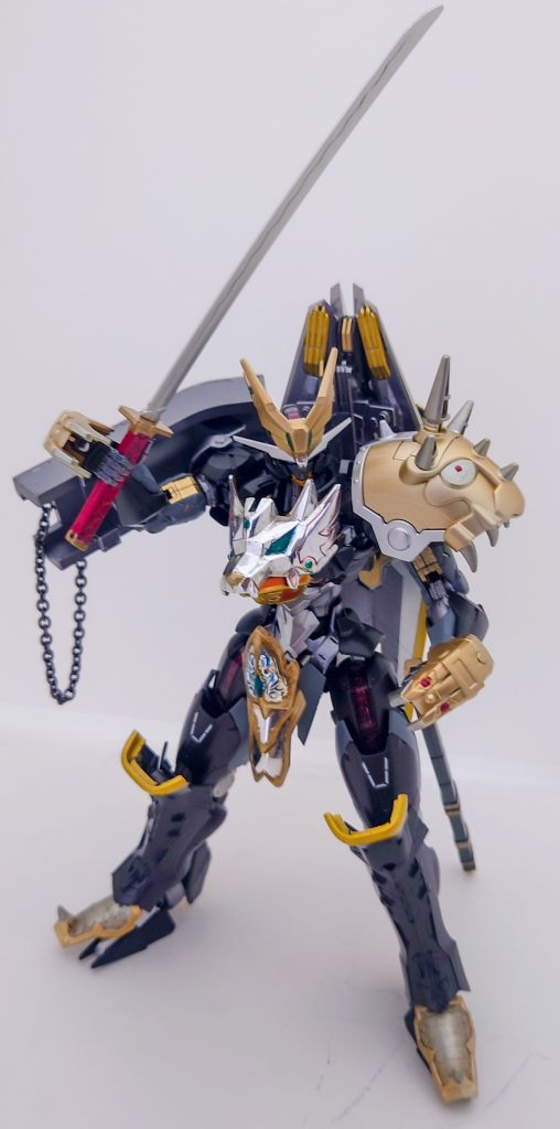 刀を構えた姿。