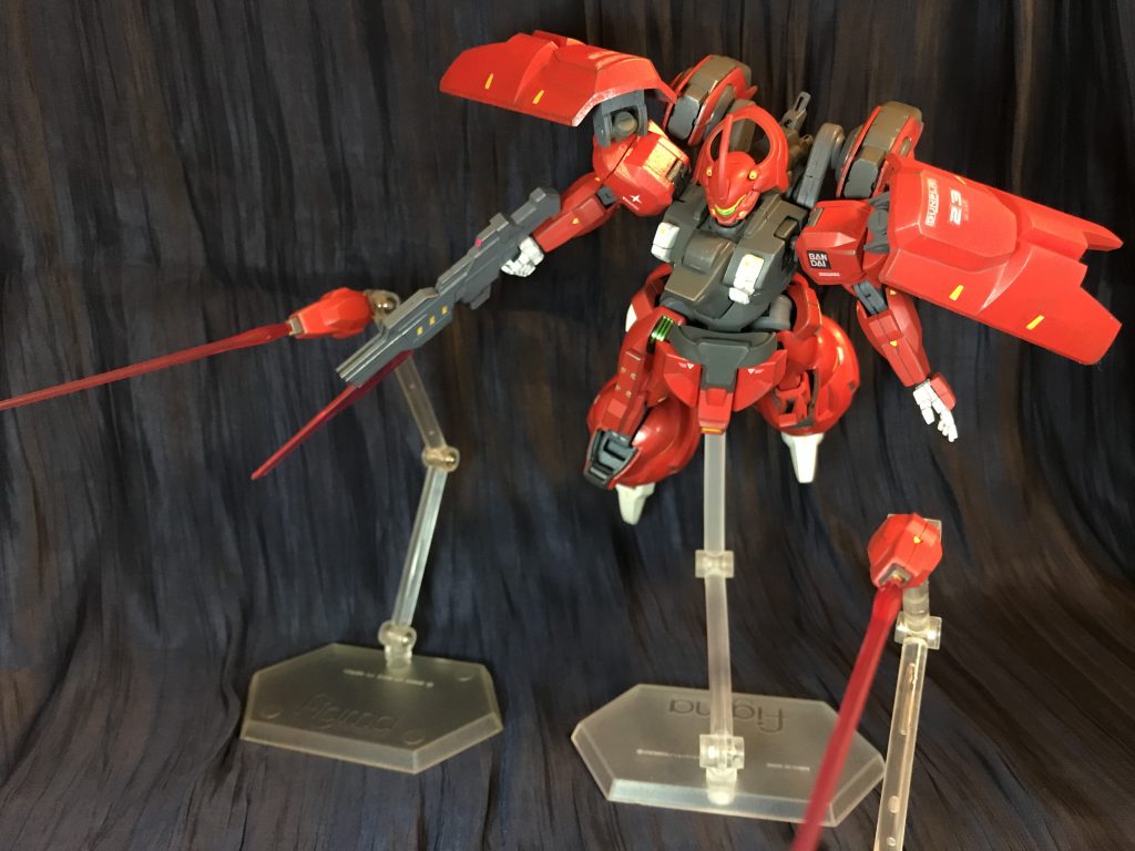 まあドローン×6、足裏にビーム砲。いや足裏ビームはファラクトだけだったかな。小型機雷。それでも十分強いですよね。