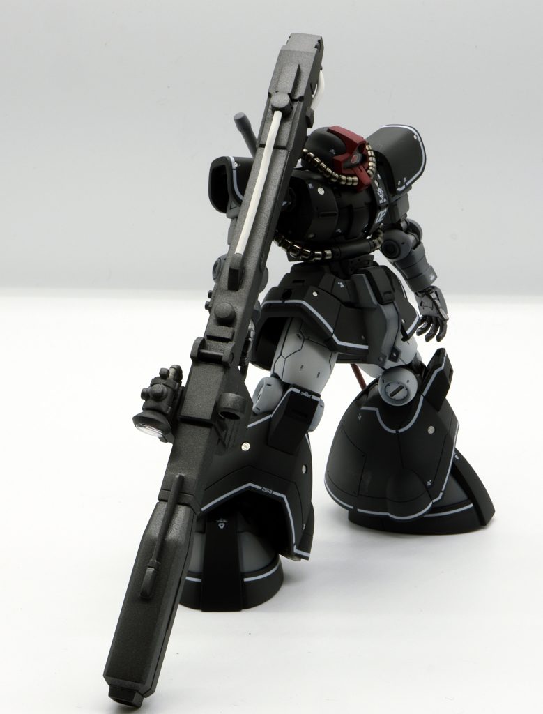 動力パイプはメタルパイプ(黒)を使っています。あと、随所に丸モールドがあるので、メタルパーツを貼り付けています。丸モールド多すぎだろ…と思いつつ。