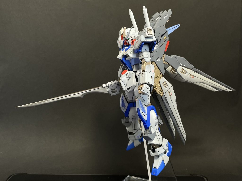 この角度が本作品のベストショットなのではないでしょうか笑