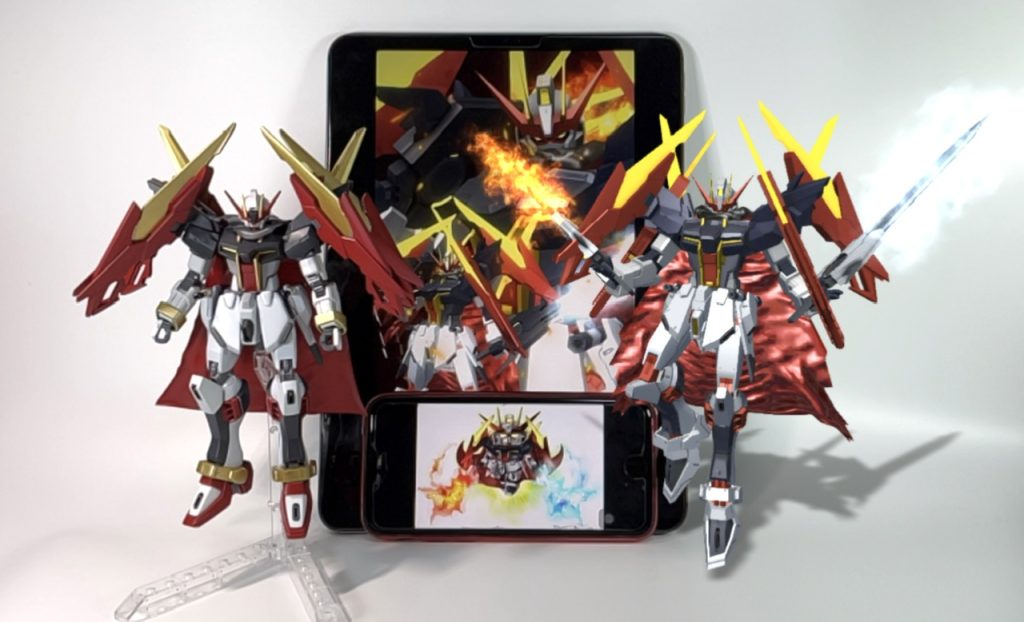 ガンダムブレイカーモバイル サービス終了前にAR機能を使用した撮影です。描いていただいたSDスポライクガンダム、ガンブレ内のギャラリーで作成した画像との思い出コラボショットです。
