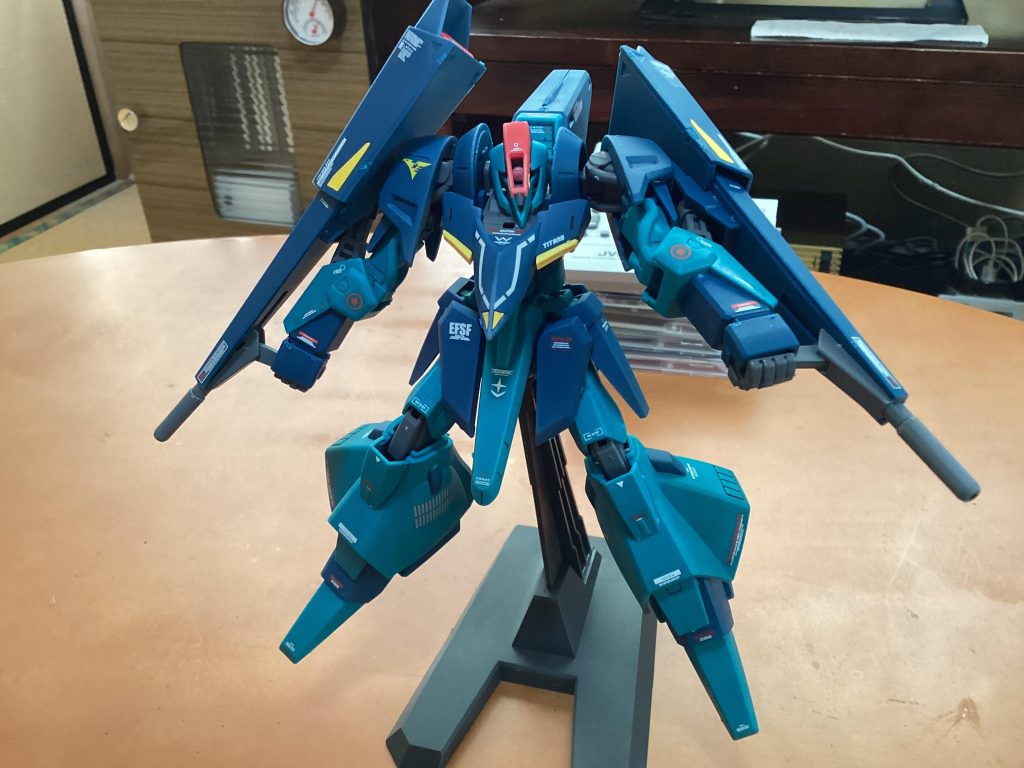 デカールを増やしました。