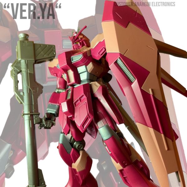 Hiνガンダム　シャア搭乗機