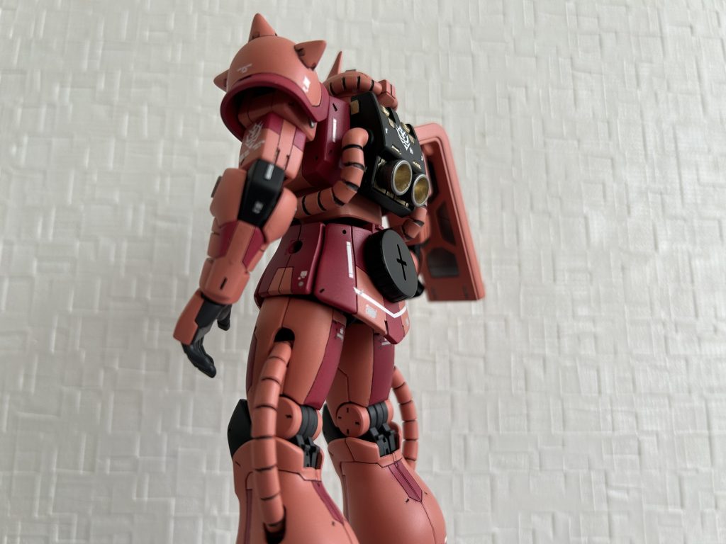 HGUC シャア専用ザク–3枚目/制作者：monjirou