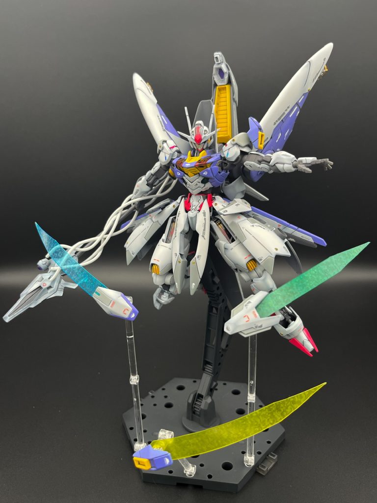 ポージングを幾つか。ミニスカの軽装状態&少量ガンビット。スピードを活かして撹乱するスタイル。