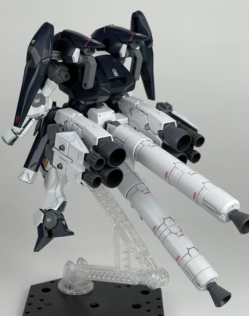 アーマードコアに寄せるのは止めると言ったが… しかし、アーマードコアへの憧憬は止められないのだ。ということで皆様お分かりの通り、ほんのりVOBオマージュです。