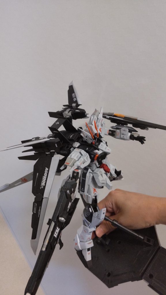 ガンダムエクスインパルス–4枚目/制作者：ノグチ ヒロシ