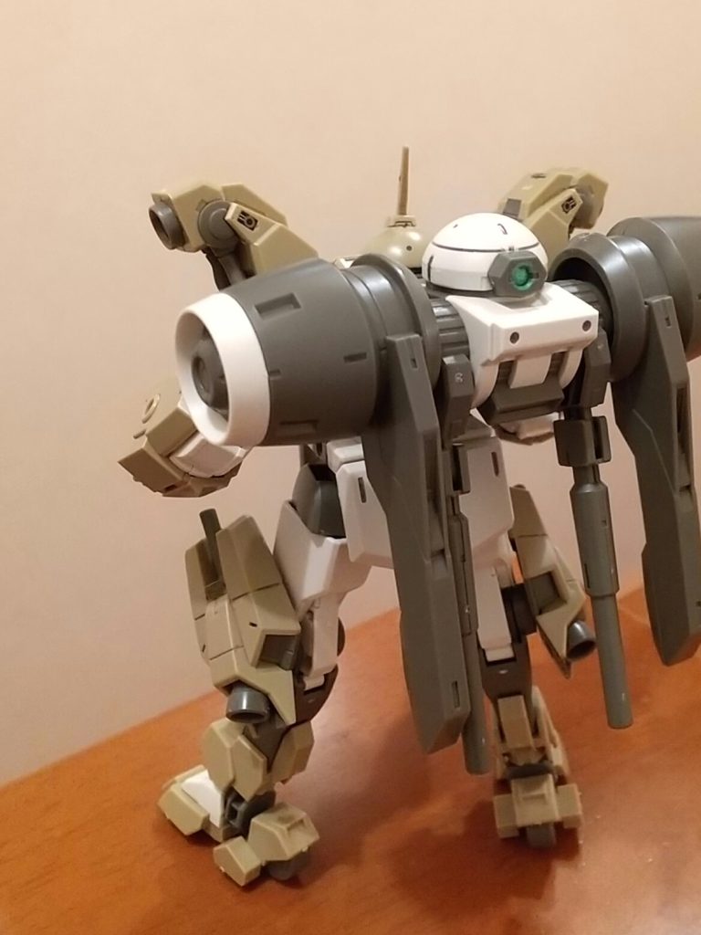 特にこのバックパック❕自立して稼働も出来るようです。劇中での活躍も楽しみですね。