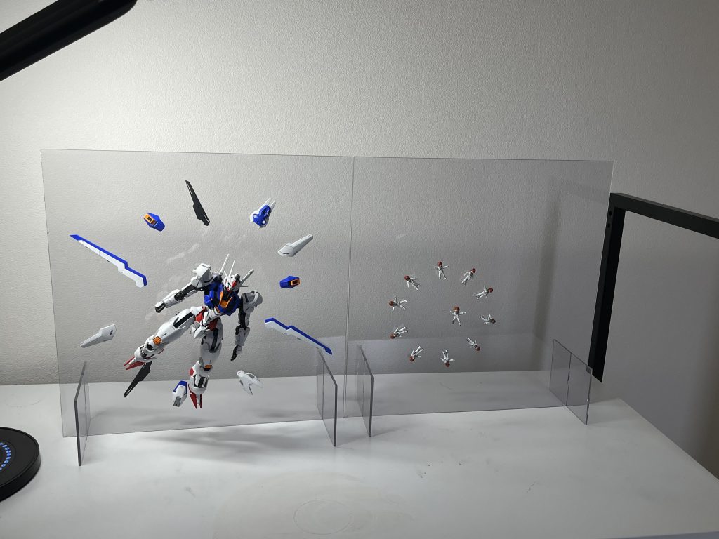 独立して置ける様に二つで構成