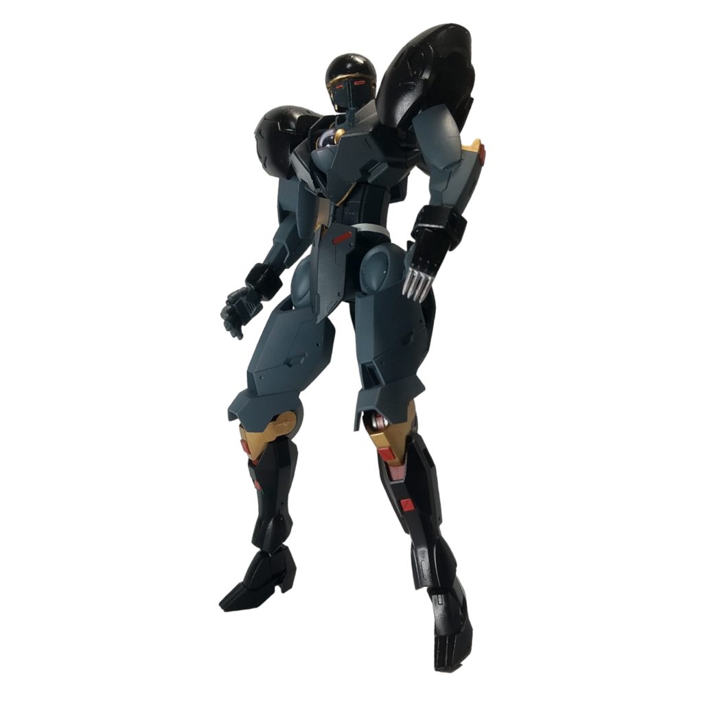 肩がもっと丸いと良かったのですが、修正する能力無いので断念。雰囲気は出てますかね？