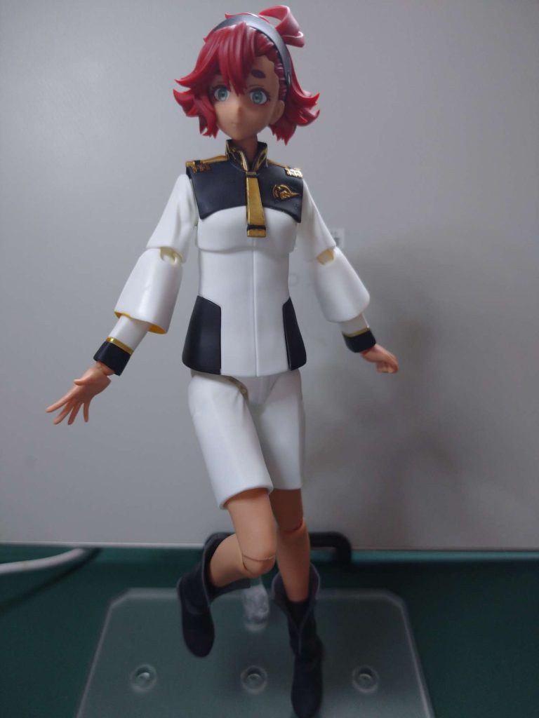 台座がついてくるのはありがたいですね!!