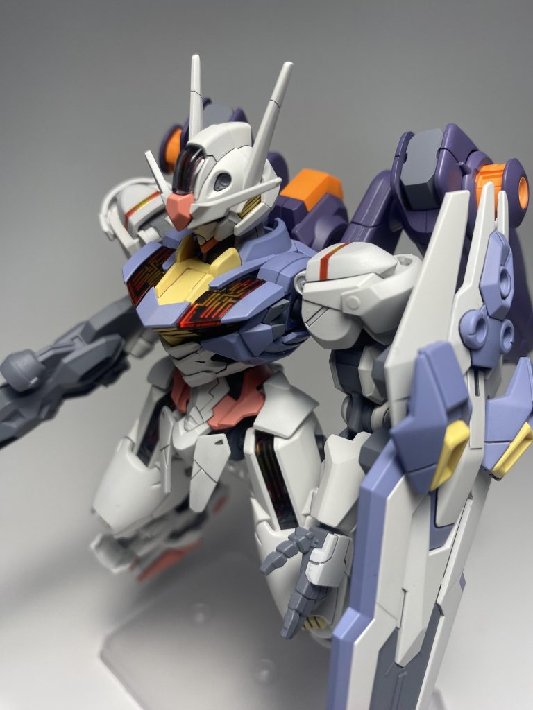 付属のシールをクリアコートしました。